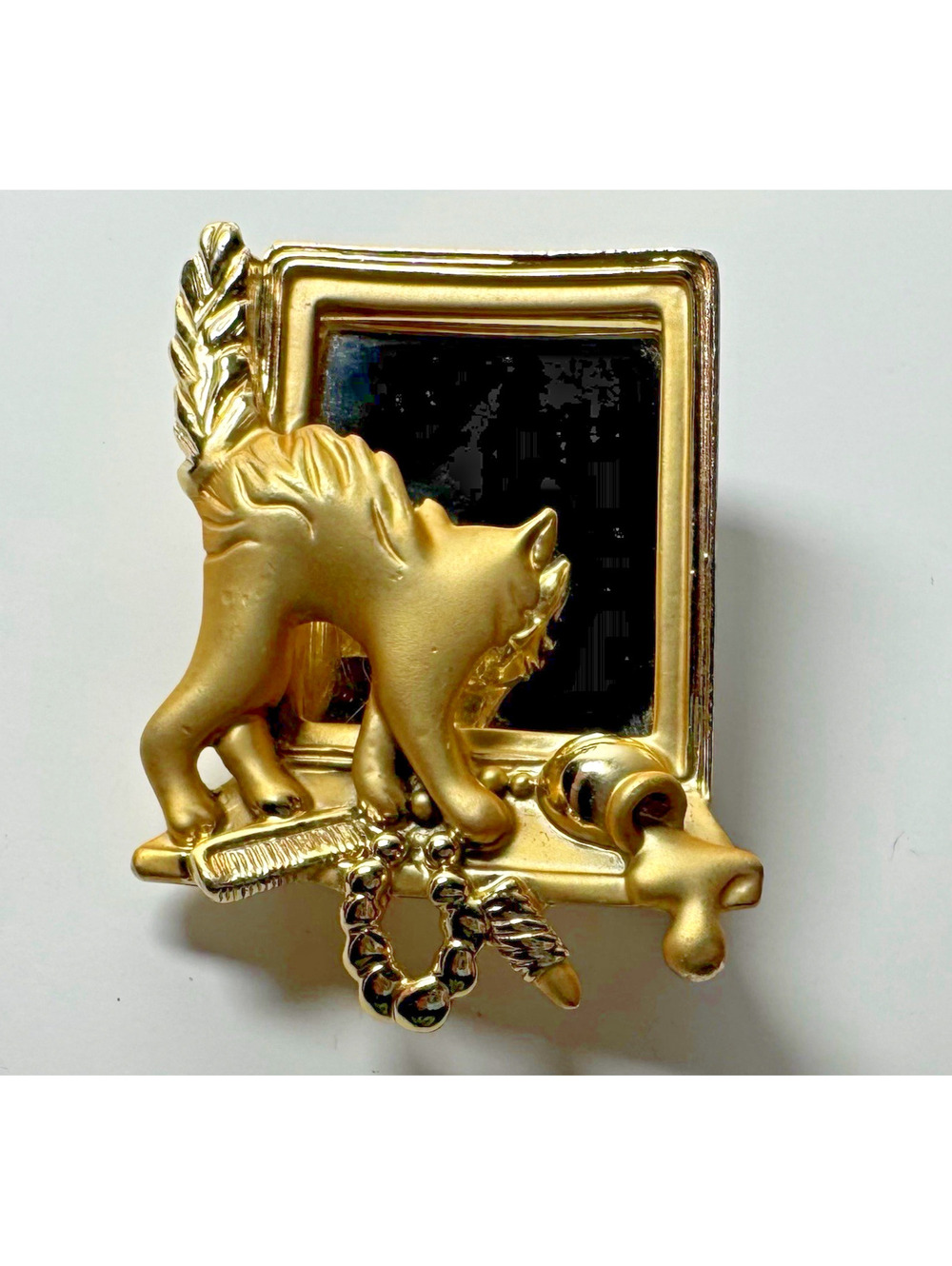 AJC Cat Brooch Vintage Scaredy Cat Mirror Gold Tone Pin Signed